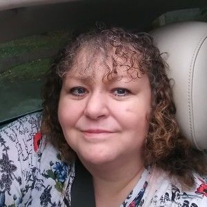 Meet your Posher, Stacy